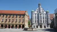 Steuerhaus mit Rathaus